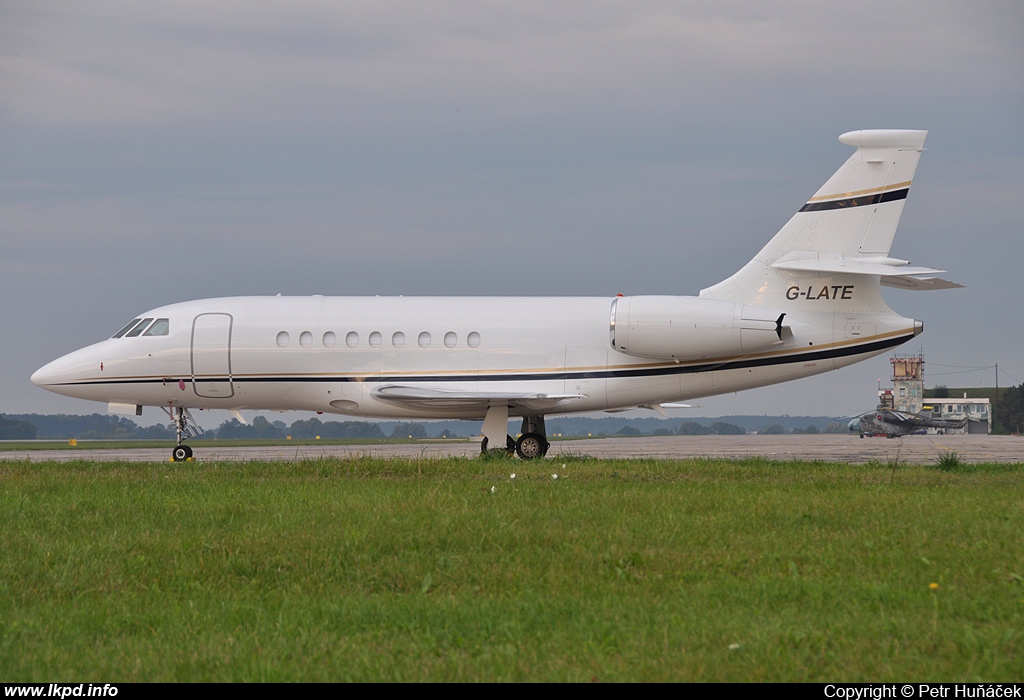 Hangar 8 – Dassault Aviation Falcon 2000EX G-LATE