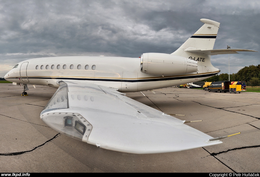 Hangar 8 – Dassault Aviation Falcon 2000EX G-LATE