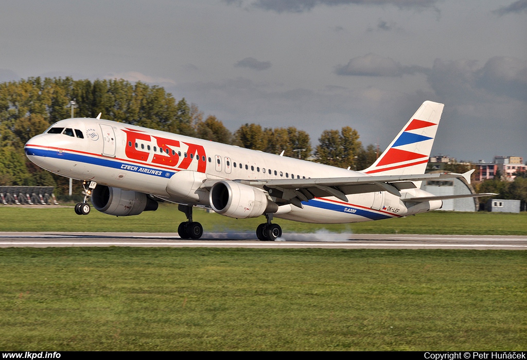 SA Czech Airlines – Airbus A320-231 OK-LEF