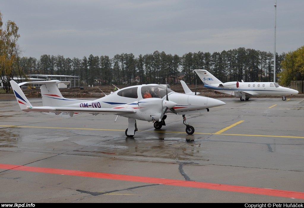 Airtaxi – Diamond DA-42TDi OM-IVO