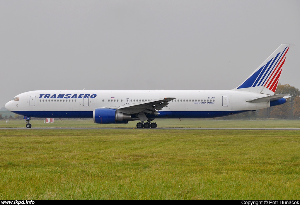 Transaero Airlines – Boeing B767-3P6/ER EI-UNB