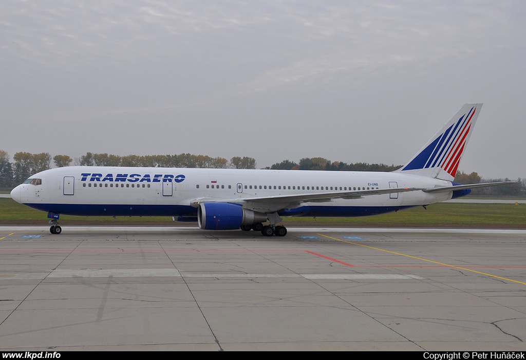 Transaero Airlines – Boeing B767-3P6/ER EI-UNB