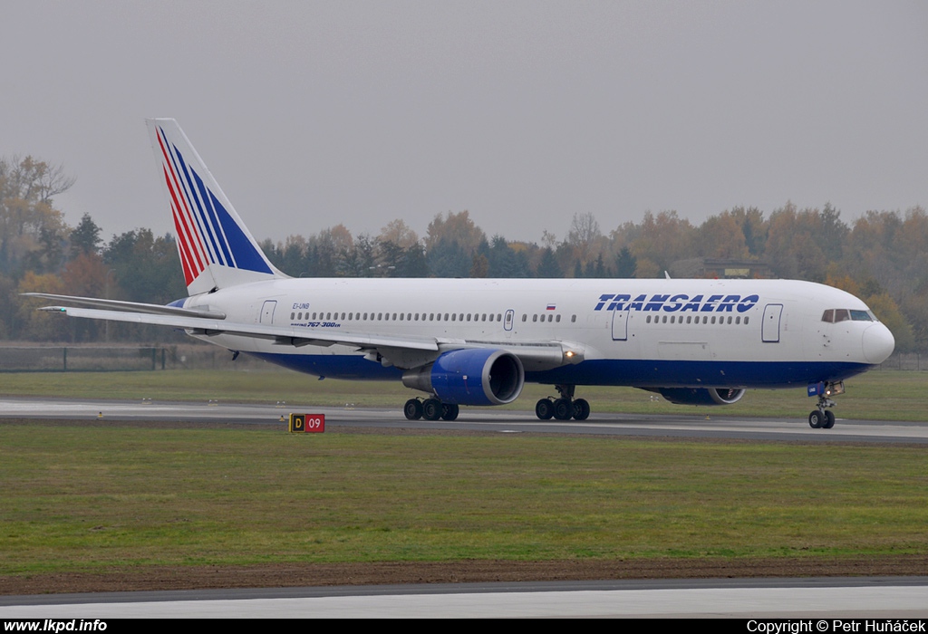 Transaero Airlines – Boeing B767-3P6/ER EI-UNB