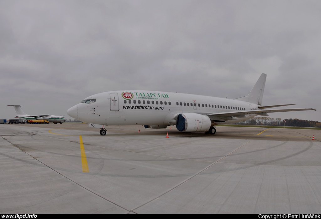 Tatarstan Airlines – Boeing B737-341 VQ-BDC