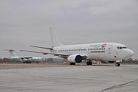 Tatarstan Airlines – Boeing B737-341 VQ-BDC