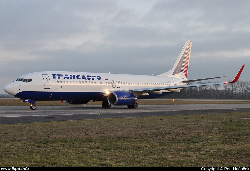 Transaero Airlines – Boeing B737-86J EI-UNK