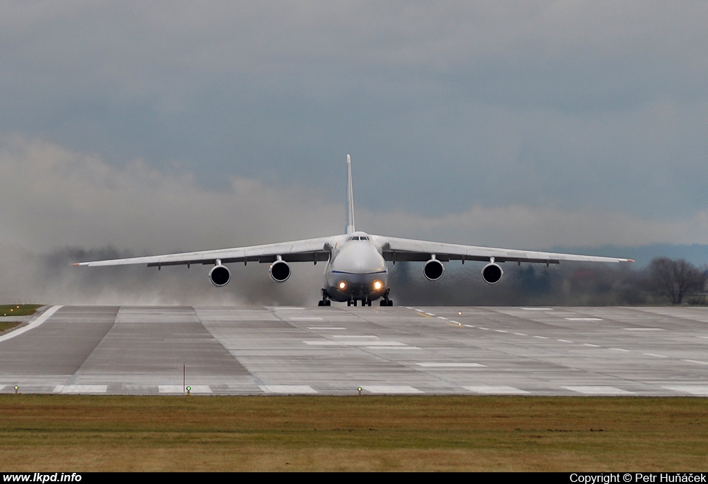 Antonov Design Bureau – Antonov AN-124-100 UR-82029