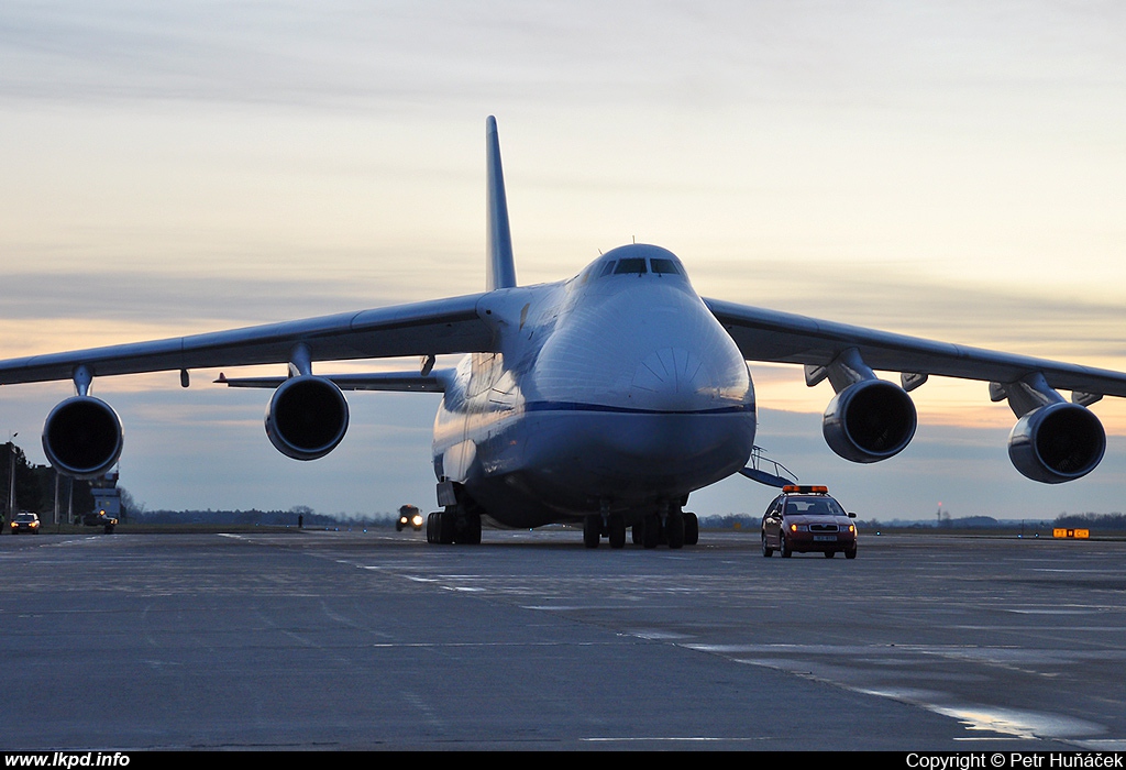 Antonov Design Bureau – Antonov AN-124-100 UR-82029