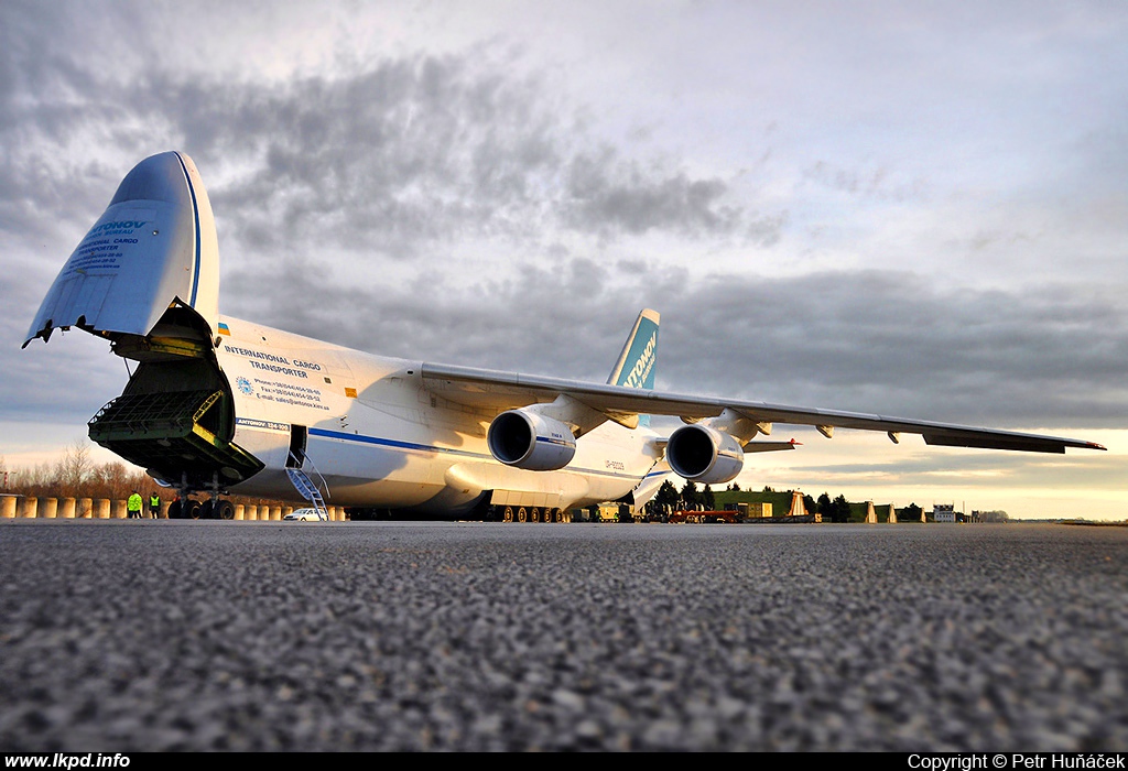 Antonov Design Bureau – Antonov AN-124-100 UR-82029