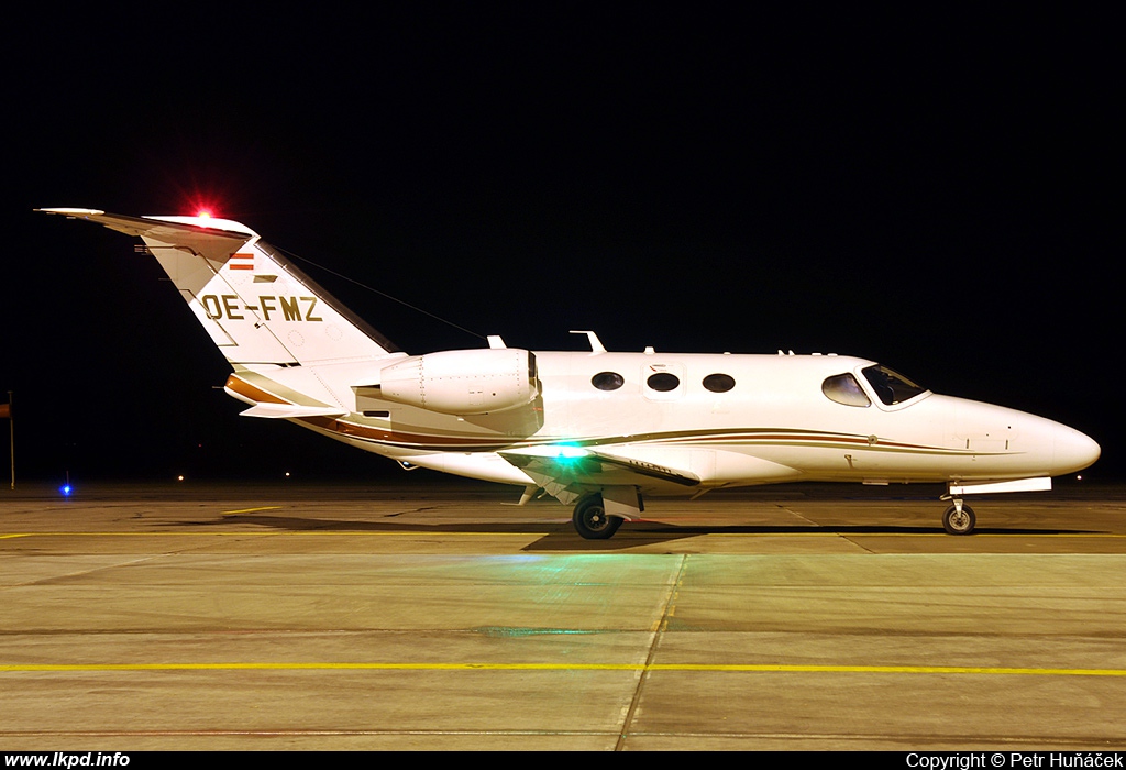 Wings 4 Us – Cessna C510 Mustang OE-FMZ