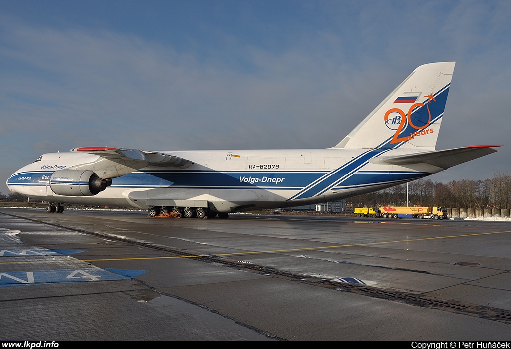 Volga-Dnepr Airlines – Antonov AN-124-100 RA-82079