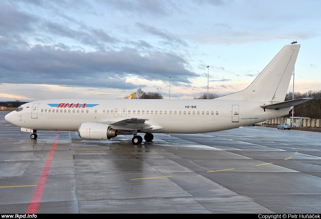 Yamal – Boeing B737-48E VQ-BIK