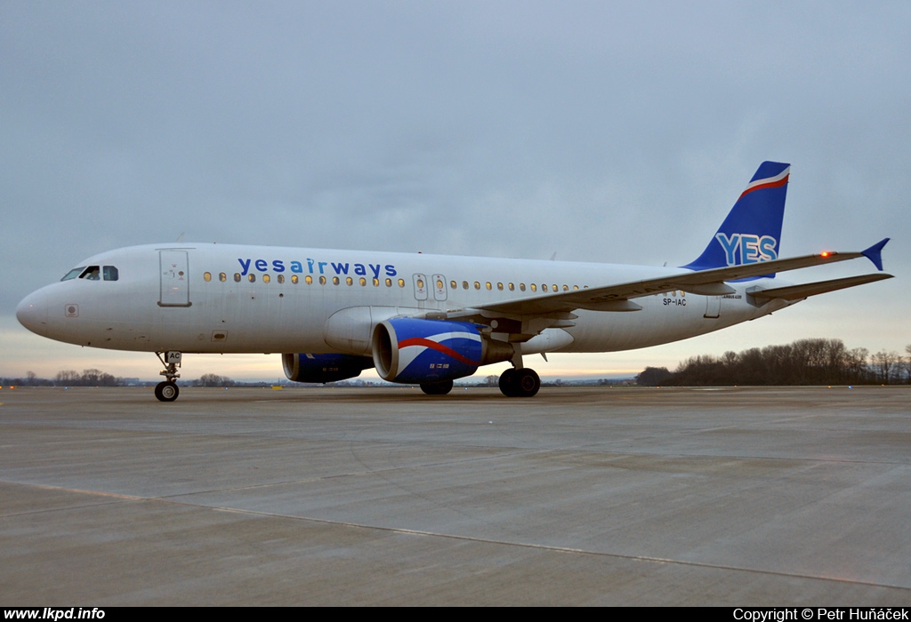 Yes Airways – Airbus A320-214 SP-IAC