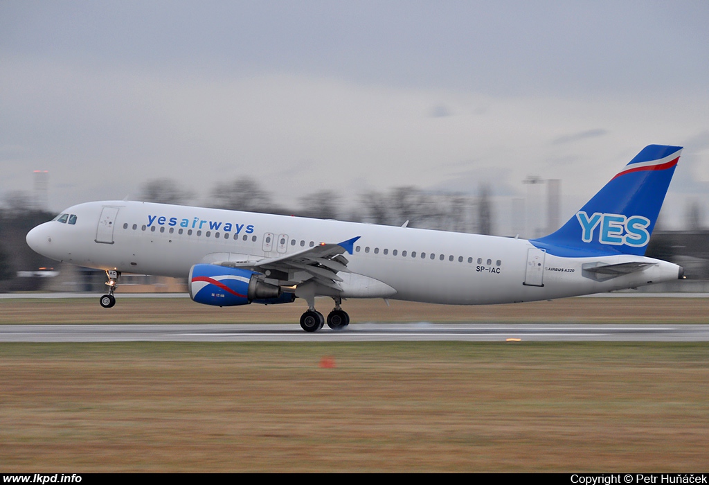 Yes Airways – Airbus A320-214 SP-IAC