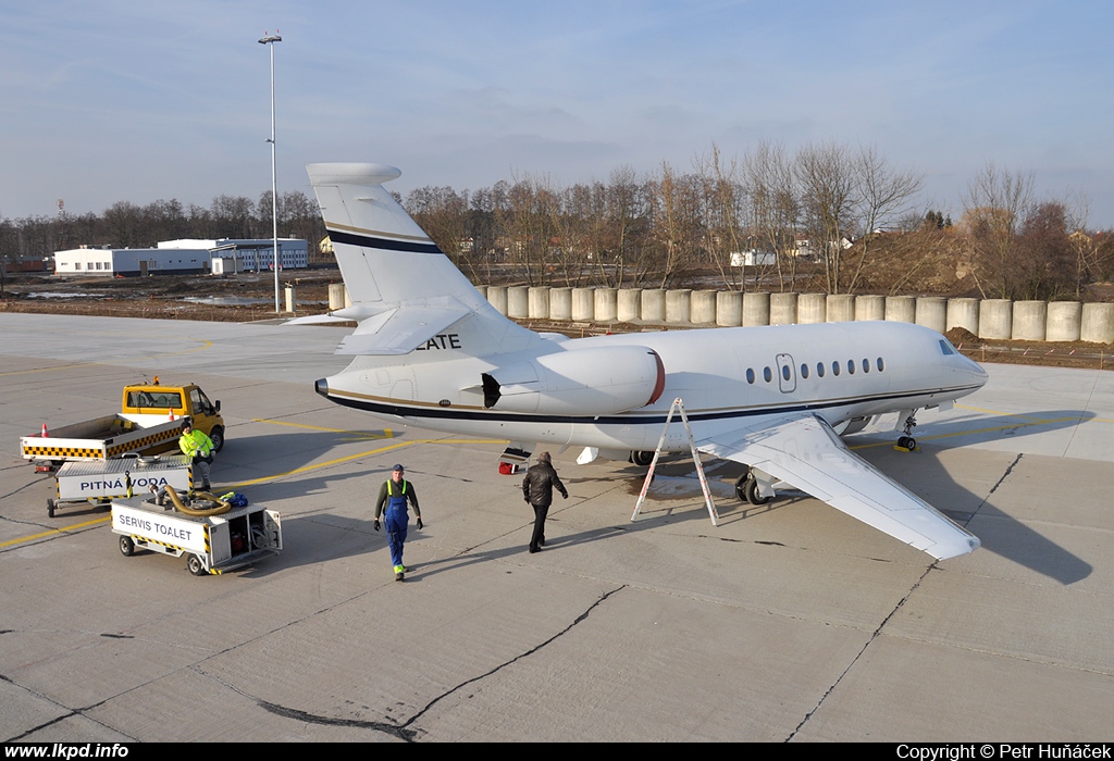 Hangar 8 – Dassault Aviation Falcon 2000EX G-LATE