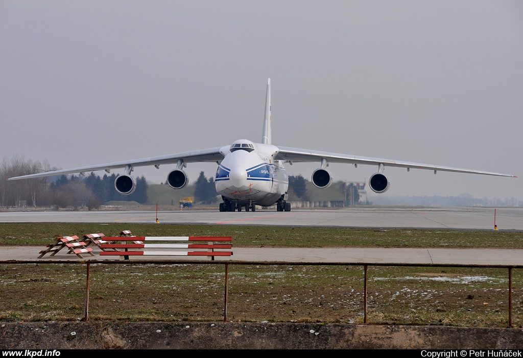 Volga-Dnepr Airlines – Antonov AN-124-100 RA-82081