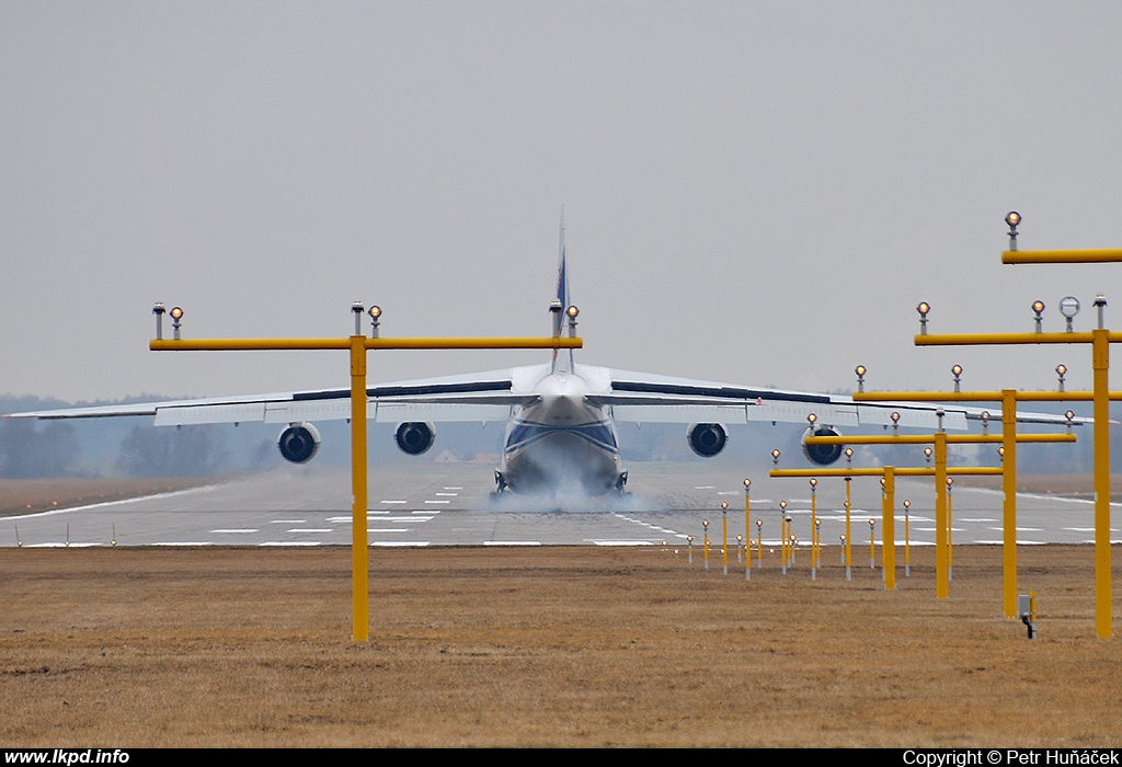 Volga-Dnepr Airlines – Antonov AN-124-100 RA-82046