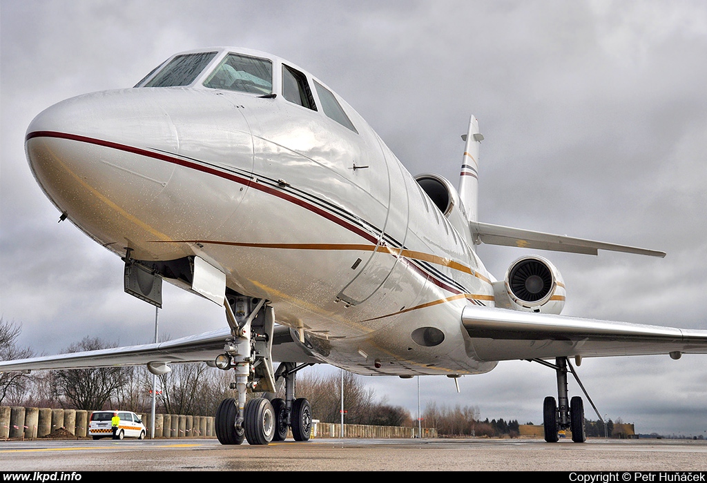 Bank Of America NA – Dassault Aviation Falcon 50 N156RE