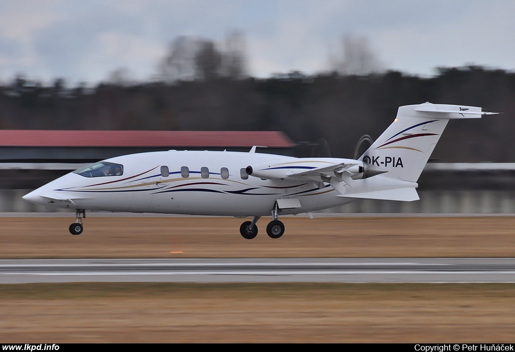 Icarus Aviation – Piaggio P-180 Avanti II OK-PIA