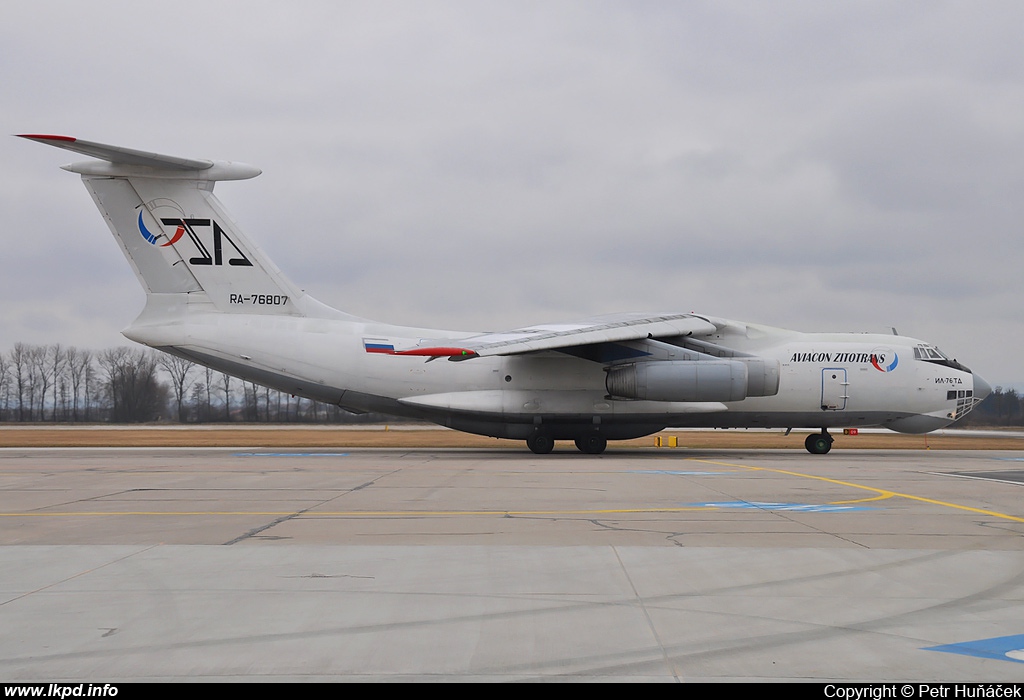 Aviacon Zitotrans – Iljuin IL-76TD RA-76807