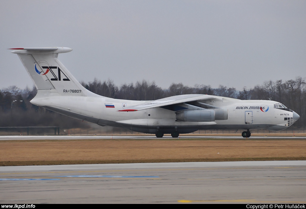 Aviacon Zitotrans – Iljuin IL-76TD RA-76807