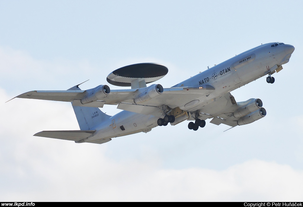 NATO – Boeing E-3A AWACS LX-N90452