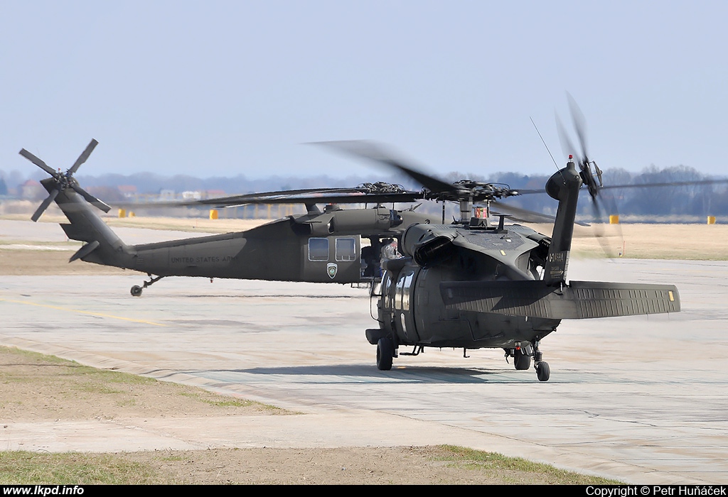 USAF – Sikorsky UH-60A(C) Black Hawk (S-70A) 87-24584