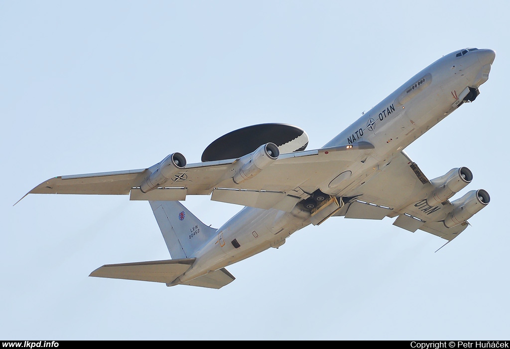 NATO – Boeing E-3A AWACS LX-N90452