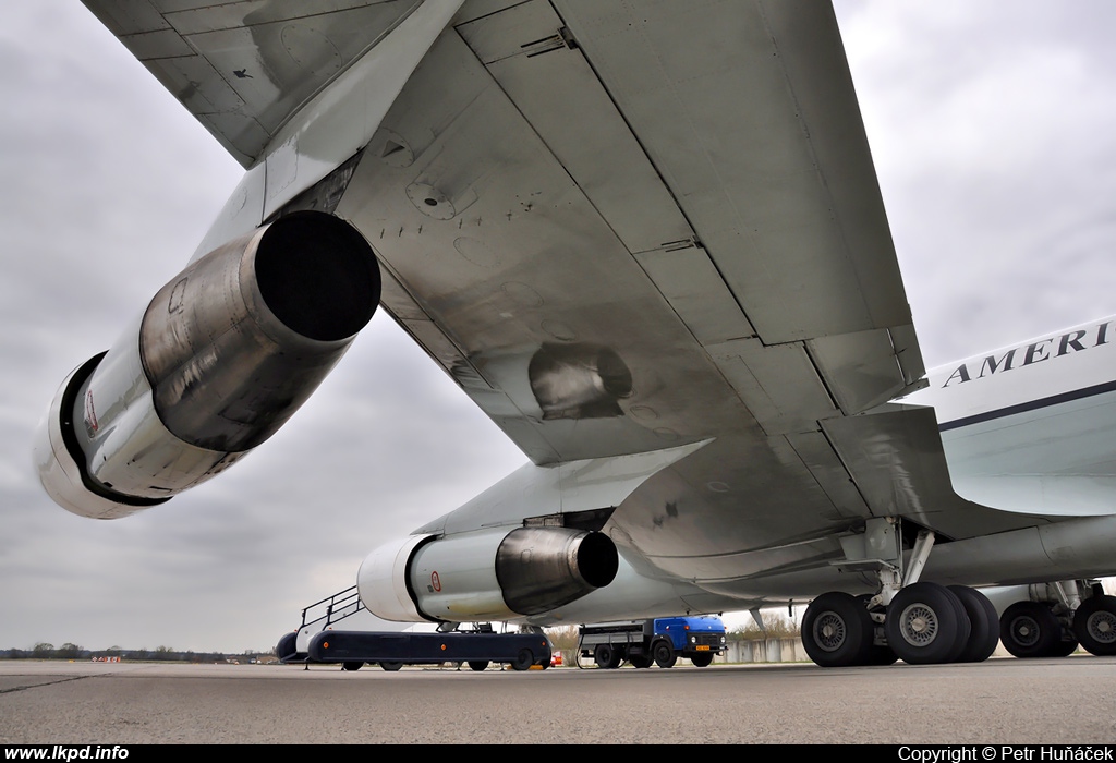 USAF – Boeing OC-135B (B717-158) 61-2672