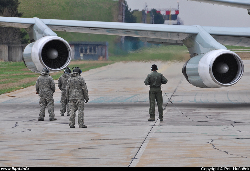 USAF – Boeing OC-135B (B717-158) 61-2672