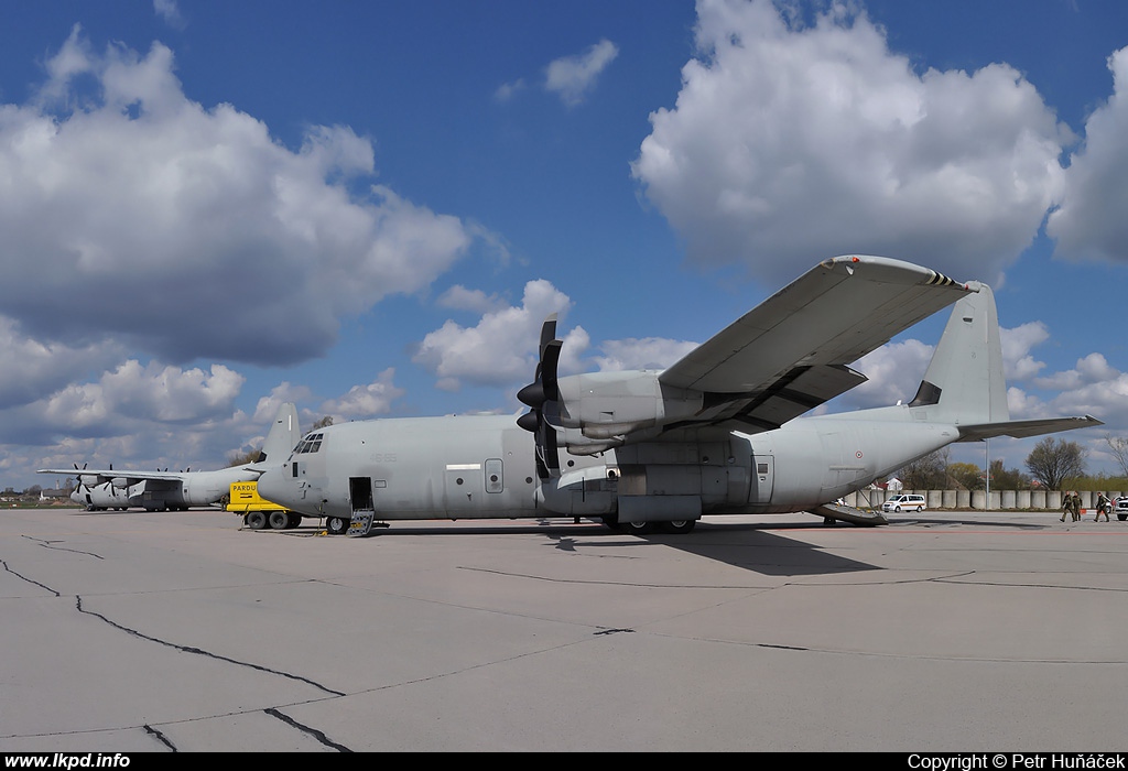 Italy Air Force – Lockheed C-130J-30 Hercules MM62189