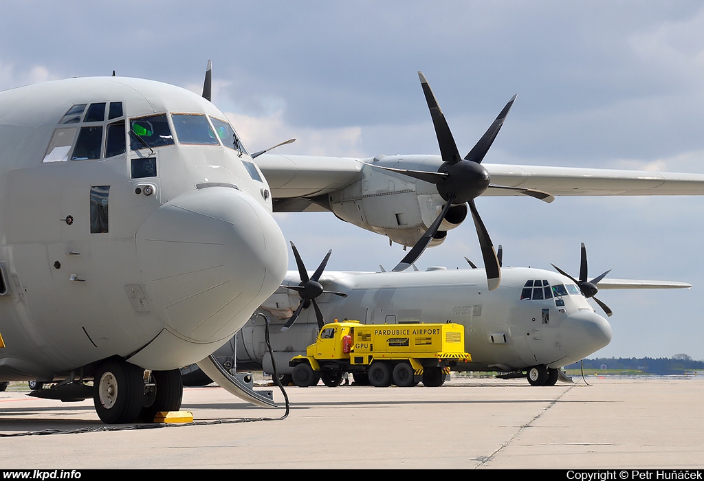 Italy Air Force – Lockheed C-130J-30 Hercules MM62190