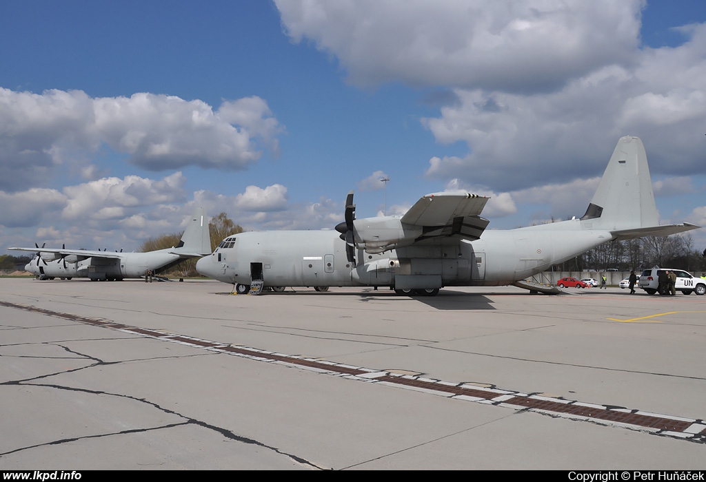 Italy Air Force – Lockheed C-130J-30 Hercules MM62189