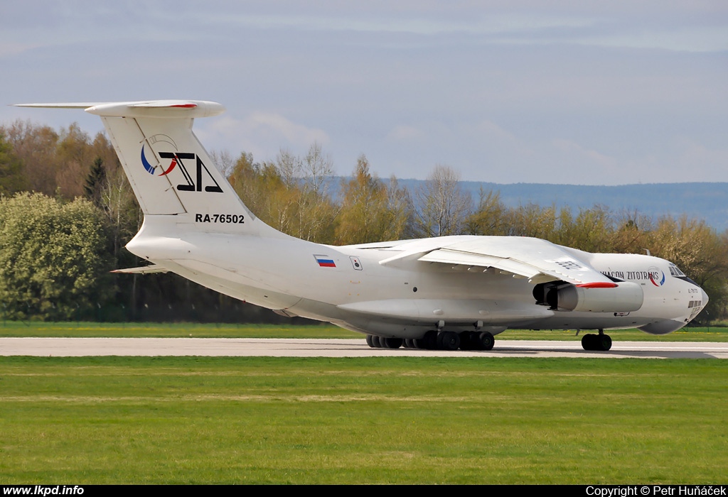 Aviacon Zitotrans – Iljuin IL-76TD RA-76502