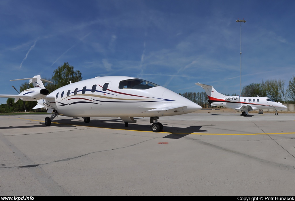 Icarus Aviation – Piaggio P-180 Avanti II OK-PIA