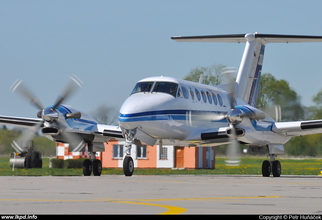 Private/Soukrom – Beech Super King Air 300LW OK-GTJ