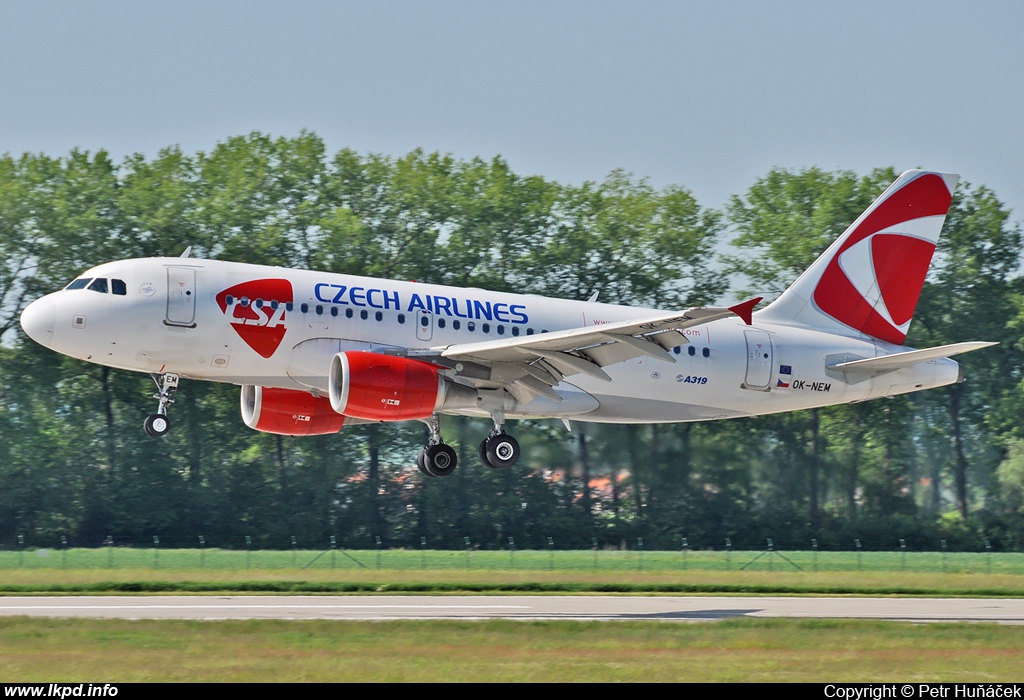 SA Czech Airlines – Airbus A319-112 OK-NEM