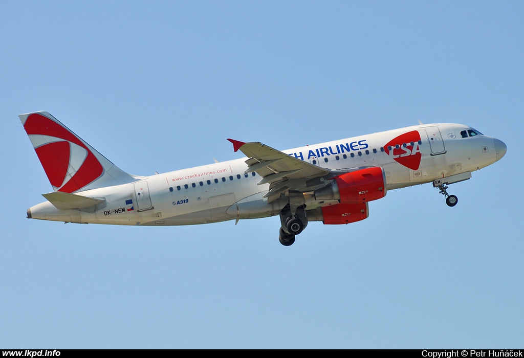 SA Czech Airlines – Airbus A319-112 OK-NEM