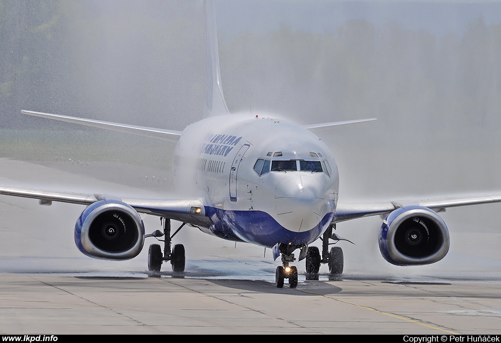 Transaero Airlines – Boeing B737-524 VP-BYN