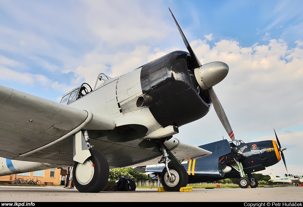 Private/Soukrom – North American AT-6B Texan/Zero F-AZRO