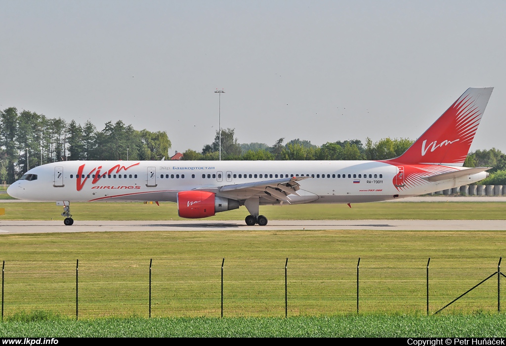 VIM Airlines – Boeing B757-230 RA-73011