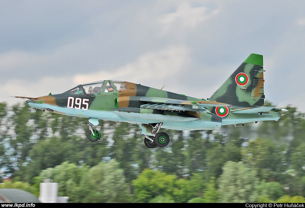 Bulgaria Air Force – Sukhoi Su-25UBK 095