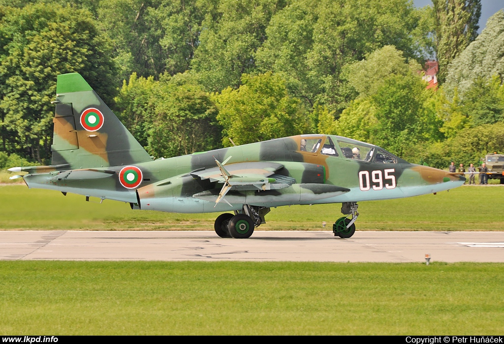 Bulgaria Air Force – Sukhoi Su-25UBK 095