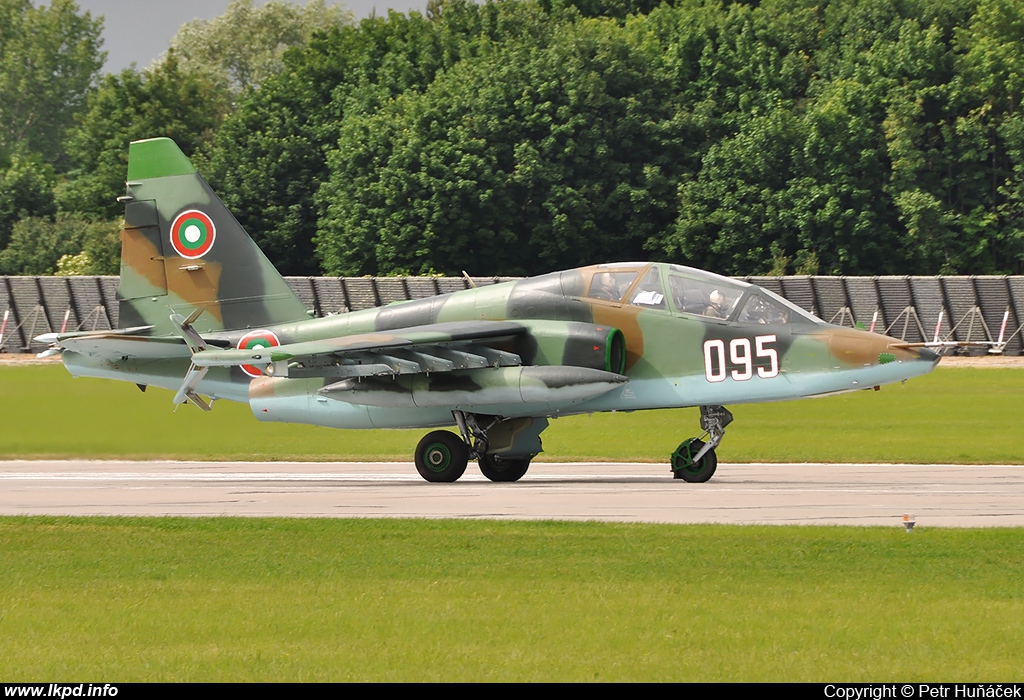 Bulgaria Air Force – Sukhoi Su-25UBK 095