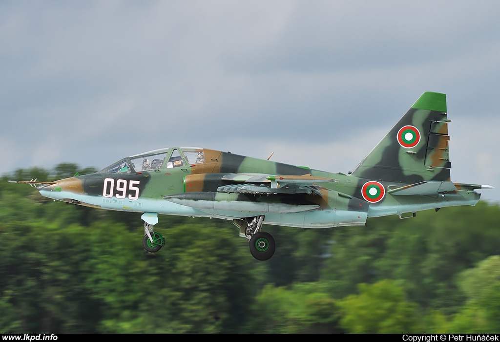 Bulgaria Air Force – Sukhoi Su-25UBK 095