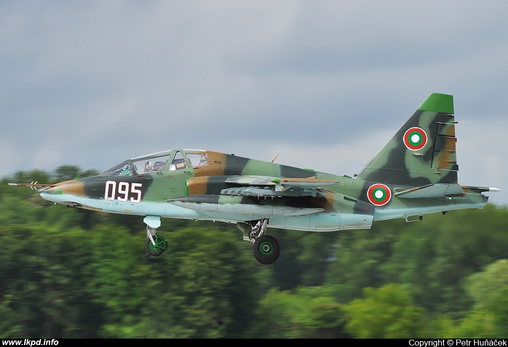 Bulgaria Air Force – Sukhoi Su-25UBK 095