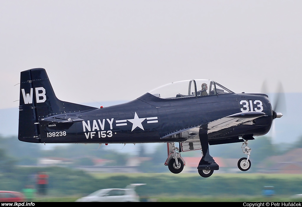 Private/Soukrom – North American T-28D Trojan N313WB