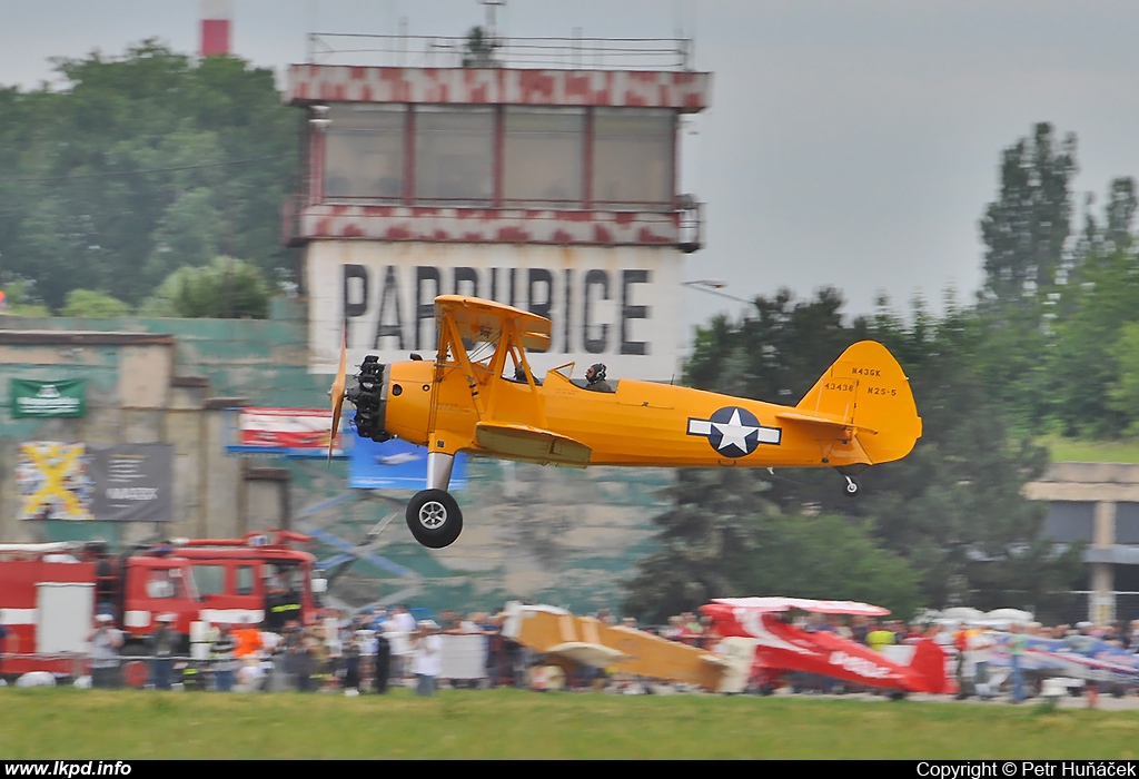 Private/Soukrom – Boeing N2S-5 Kaydet (E75) N43GK