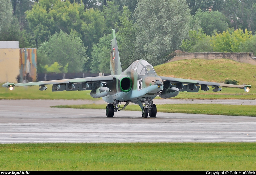 Bulgaria Air Force – Sukhoi Su-25UBK 095