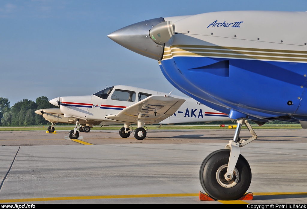 F-Air – Piper PA-28-161 Warrior III OK-AKA